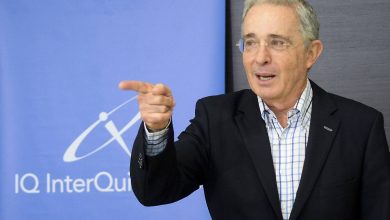 Photo of Ordenan libertad inmediata de Álvaro Uribe