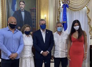 Photo of Vin Diesel visita al presidente Abinader en Palacio Nacional