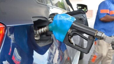 Photo of Gobierno vuelve a subir precios de los combustibles; alega «asumirá parte del aumento»