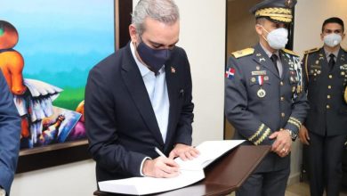 Photo of Presidente Abinader asciende a 4,362 miembros de la Policía Nacional