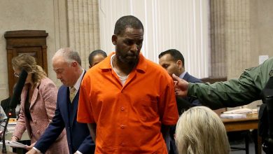 Photo of Condenan al cantante R. Kelly a 30 años de cárcel