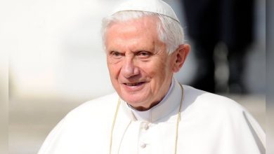 Photo of Desmienten fallecimiento del Papa Francisco